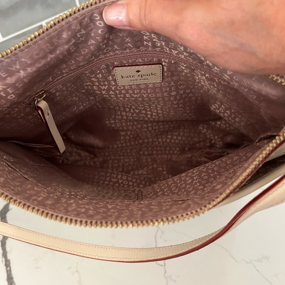 Kate Spade Penn Place Keisha 100% Cow Leather Crossbody Bag in Pebble - Picture 14 of 16